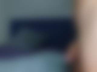 Live cam show with Kristi_Wolf - Facial on Camsoda