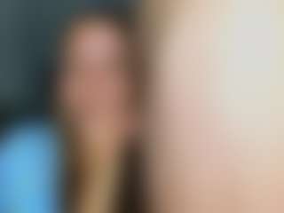 Live cam show with Kristi_Wolf - Strip on TastyBlacksLive