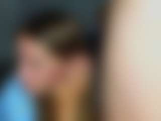 Live cam show with Kristi_Wolf - Strip on Stripli.com