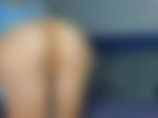 Kristi_Wolf's Live Sex Cam Show