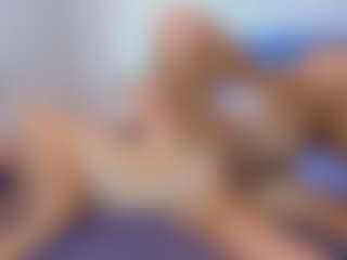 Live cam show with Kristi_Wolf - Squirt on Uber Horny