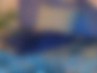 Live cam show with Kristi_Wolf - Facial on StripNow