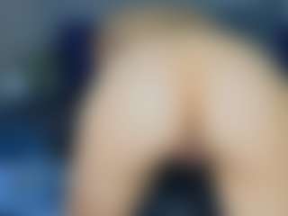 Kristi_Wolf's Live Sex Cam Show