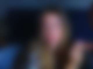 Live-camshow met Kristi_Wolf - Facial op Camsoda