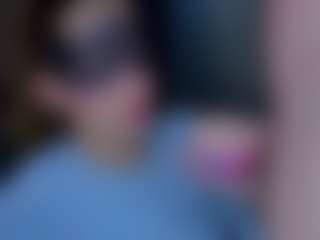 Live cam show with Kristi_Wolf - Facial on Milfs Live