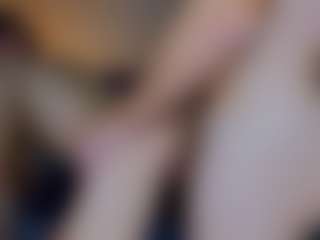 Live cam show with Kristi_Wolf - Skinny on Camsoda Late Night