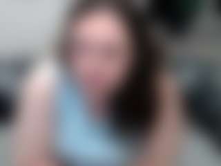 Live cam show with HellenMiller - Green Eyes on Cam Slut
