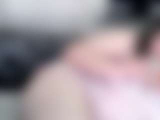 Live cam show with HellenMiller - Green Eyes on Camming Site