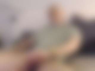 Live cam show with SimonSaiz69 - Bedroom on StripNow