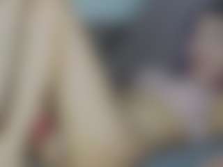 Live cam show with cruzzzdhalia - Petite on Camsoda