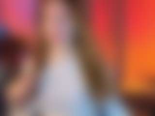 Live cam show with Elsiee - Blue Eyes on slutload