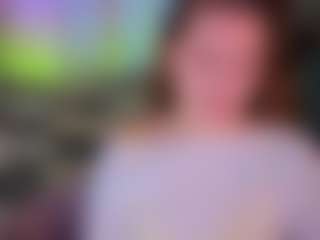 Live cam show with Elsiee - Horny on Pornisteam.com