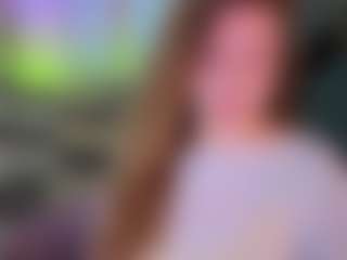 Live cam show with Elsiee - Nature on milfzrlive.com