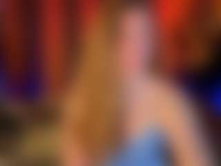 Live cam show with Elsiee - Oil on CamwithHer