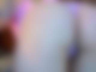 Live cam show with Elsiee - Flashing on Gym Cam Girls