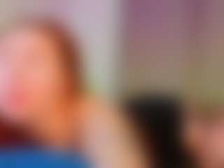 Live cam show with Elsiee - College on StripNow