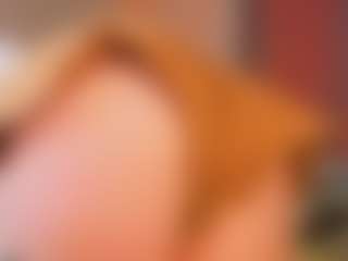 Live cam show with Elsiee - Blue Eyes on sexytreat.net