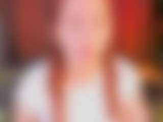 Live cam show with Elsiee - Flashing on TottyGirls