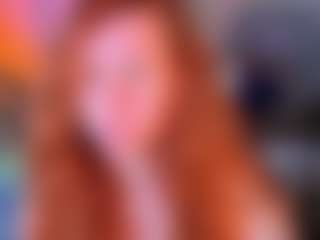 Live cam show with Elsiee - Striptease on milfzrlive.com