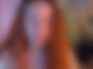 Live cam show with Elsiee - College on Camsoda