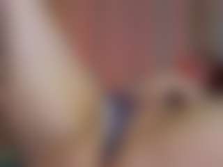 Live cam show with Elsiee - Cute on galaxygirlnitro.com