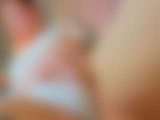 Live cam show with Elsiee - Dildo Or Vibrator on SmokeAndPoke
