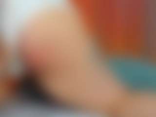 Live cam show with Elsiee - Solo on SquirtSoMuch