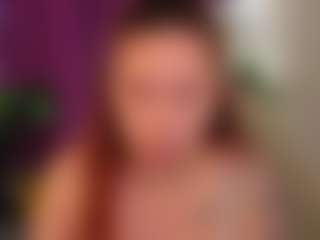 Live cam show with Elsiee - College Lovense on Mixed Magazine Live