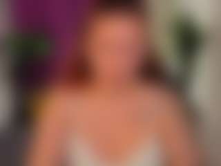 Live cam show with Elsiee - Public Red Hair on Streamer API