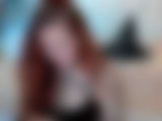 Live cam show with Elsiee - Solo on Camsoda