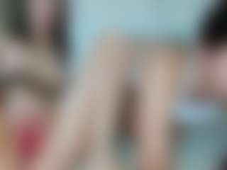 California777 MILF webcam performer live streaming