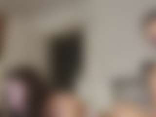 California777 MILF webcam performer live streaming