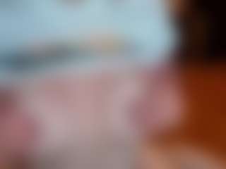 Live cam show with MonserrateGreubel - Ass Clapping on eurowanks.com