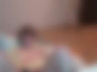 Live cam show with MonserrateGreubel - Ass Clapping on Uber Horny