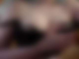 Live cam show with Eliz - Blue Eyes on xxxlivecams.org