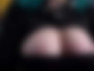 Live cam show with Eliz - Neon Hair on Camsoda