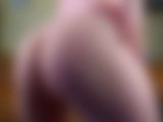 Live cam show with Eliz - Domination on Camsoda