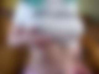 Live cam show with Eliz - Skinny on Camiplay Live