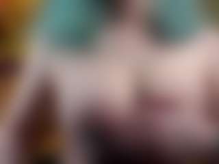 Live cam show with Eliz - Neon Hair on Camsoda