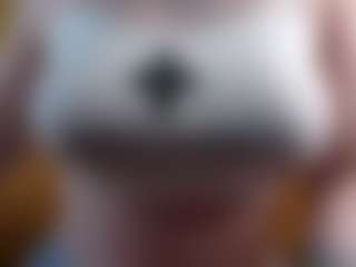 Live cam show with Eliz - Blue Eyes on livesuperchat.net
