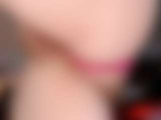 Live cam show with Ayla-Diaz - Nipple Piercings on Instabang
