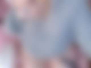 Live cam show with Ayla-Diaz - Teen (18+) on Camversity