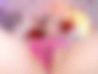 Live cam show with Ayla-Diaz - Double Penetration on Instabang