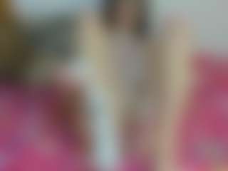 BellaSkyex's Live Sex Cam Show