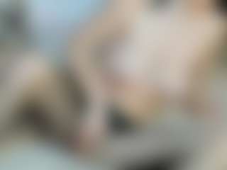 BellaSkyex's Live Sex Cam Show
