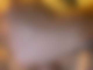 Live cam show with Idun00 - Smoking on Camsoda