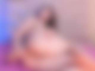 Live cam show with victoriabecker - Striptease MILF on intimatelivegirls.com