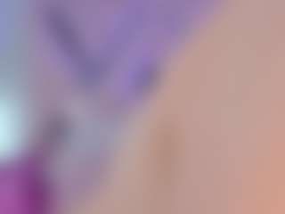 Live cam show with victoriabecker - Average on Hubzter Live