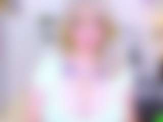 Live cam show with xExpensiveCandyx - Smoking on Fling VIP Chat