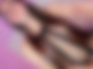 Live cam show with Zara-Rose - Lean on Mixed Magazine Live